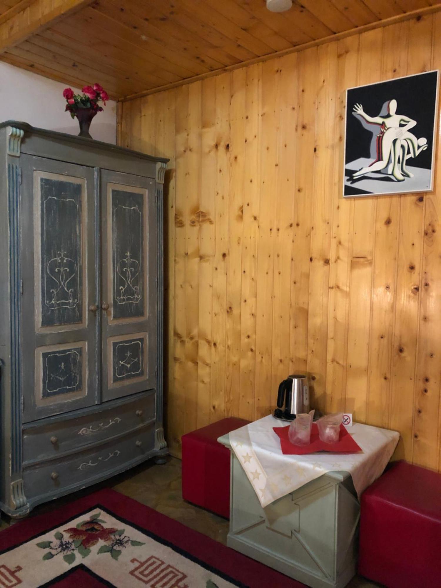 Rem's Pension Rasnov Exterior foto